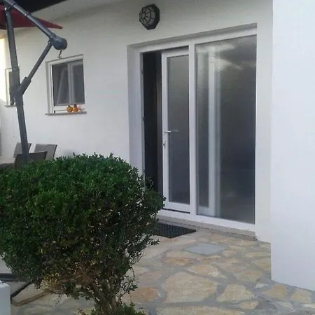 Διαμέρισμα Ivic *